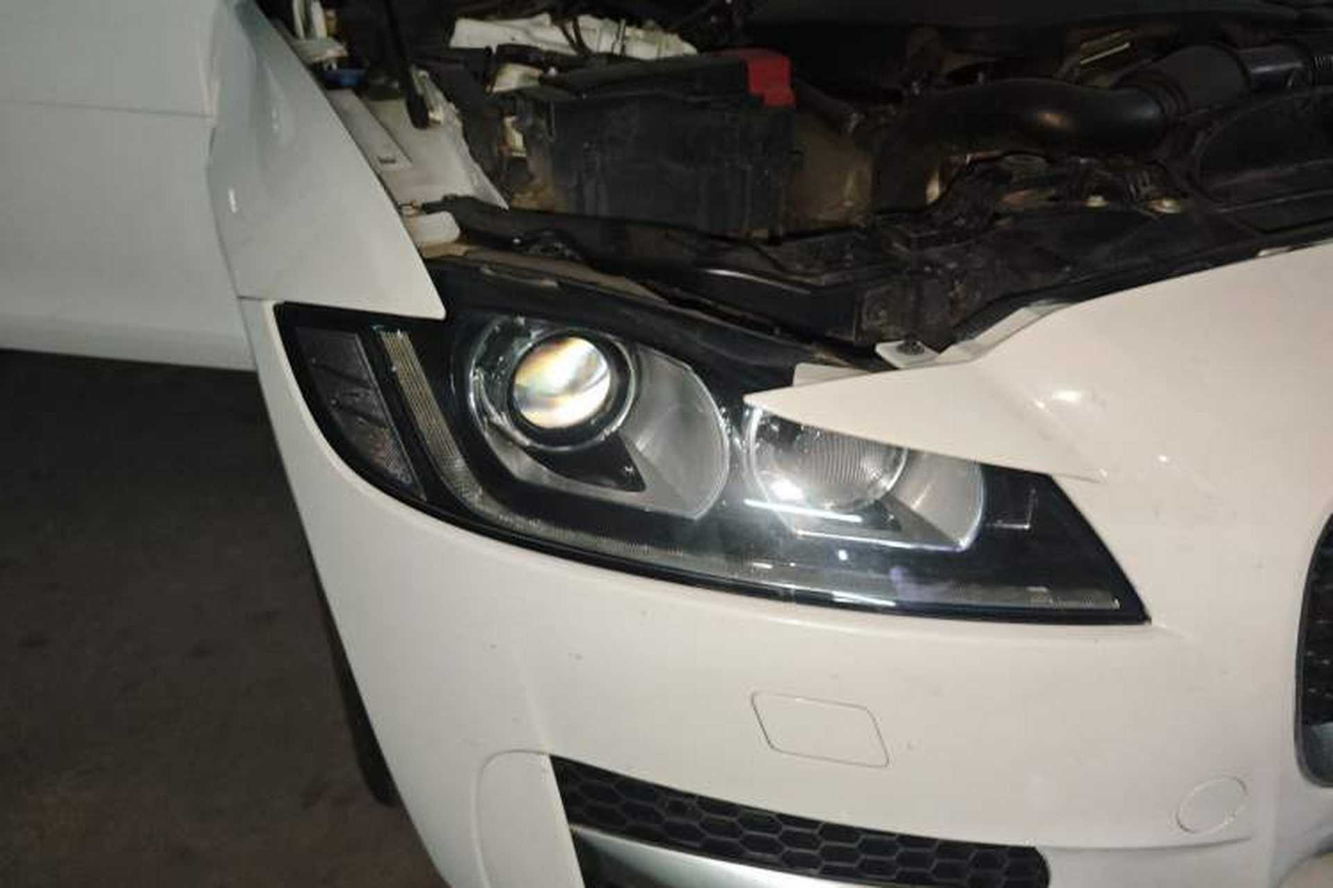 Used Jaguar XF 2016 XF 2.0T Two-Wheel-Drive R-Sport Sport Edition Right Front Headlight
