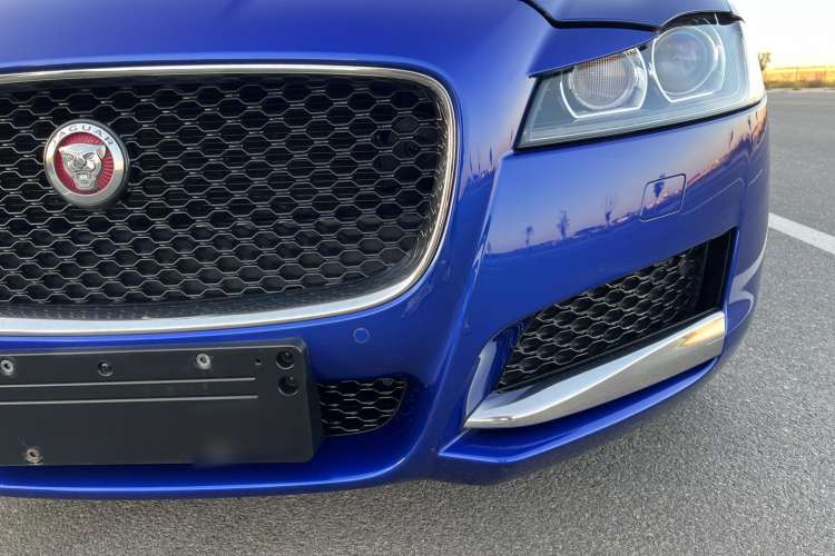 Used Jaguar XF 2018 XF Sportbrake 2.0T 250 PS Two-Wheel-Drive Luxury Edition Left Front Headlight