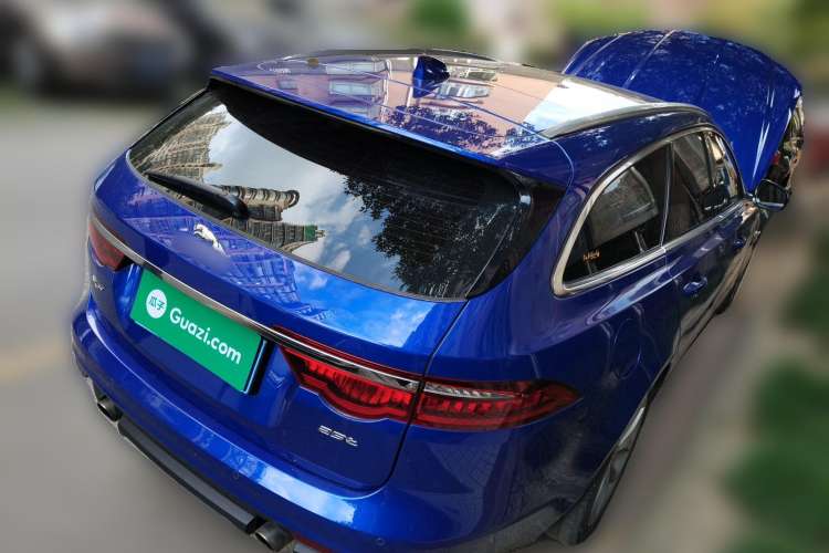 Used Jaguar XF 2018 XF Sportbrake 2.0T 250 PS Two-Wheel-Drive Luxury Edition Rear Right 45 Deg