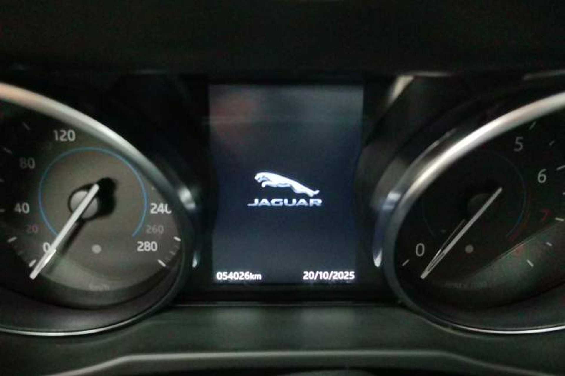 Used Jaguar XF 2018 XF Sportbrake 2.0T 250 PS All-Wheel Drive Luxury Edition Odometer Close Up