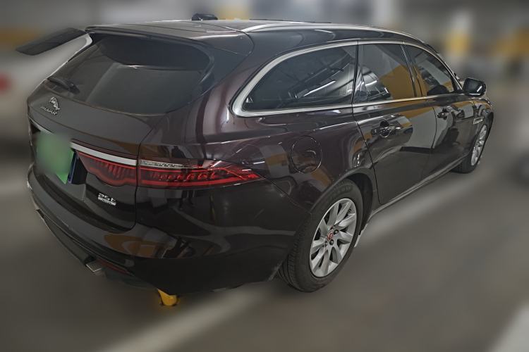 Used Jaguar XF 2018 XF Sportbrake 2.0T 250 PS All-Wheel Drive Luxury Edition Rear Right 45 Deg