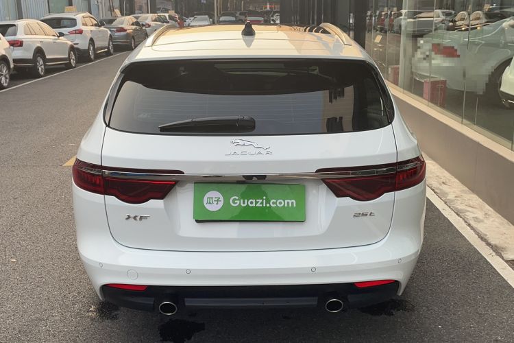 Used Jaguar XF 2018 XF Sportbrake 2.0T 250 PS Two-Wheel-Drive Luxury Edition Exterior 4