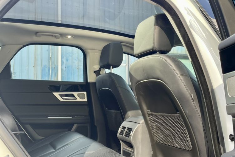 Used Jaguar XF 2018 XF Sportbrake 2.0T 250 PS Two-Wheel-Drive Luxury Edition Interior 5