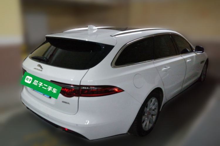 Used Jaguar XF 2018 XF Sportbrake 2.0T 250 PS Two-Wheel-Drive Luxury Edition Rear Right 45 Deg