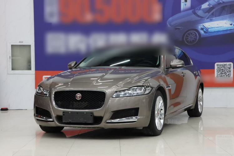 Used Jaguar XFL 2019 XFL 2.0T 250 PS Four-Wheel Drive Luxury Edition Exterior 3