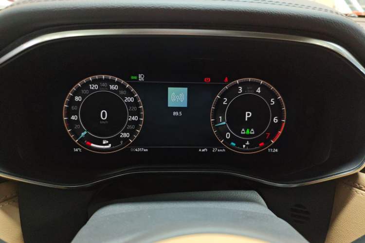 Used Jaguar XFL 2024 2.0T P250 Two-Wheel Drive Prestige Luxury Edition Instrument Cluster