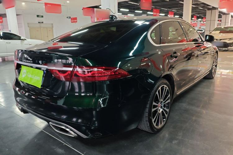 Used Jaguar XFL 2024 2.0T P250 Two-Wheel Drive Prestige Luxury Edition Rear Right 45 Deg