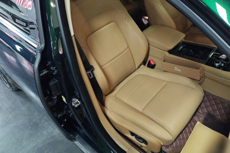Used Jaguar XFL 2024 2.0T P250 Two-Wheel Drive Prestige Luxury Edition Right Front Seat