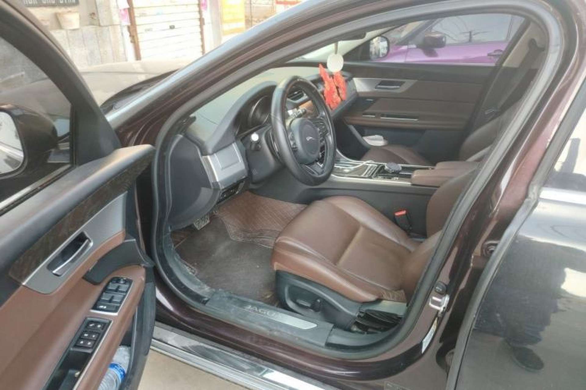 Used Jaguar XFL 2017 XFL 2.0T 200PS Luxury Edition Driver Seat