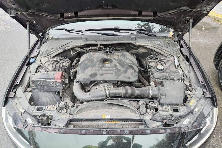 Used Jaguar XFL 2017 XFL 2.0T 200PS Elite Edition Engine Bay
