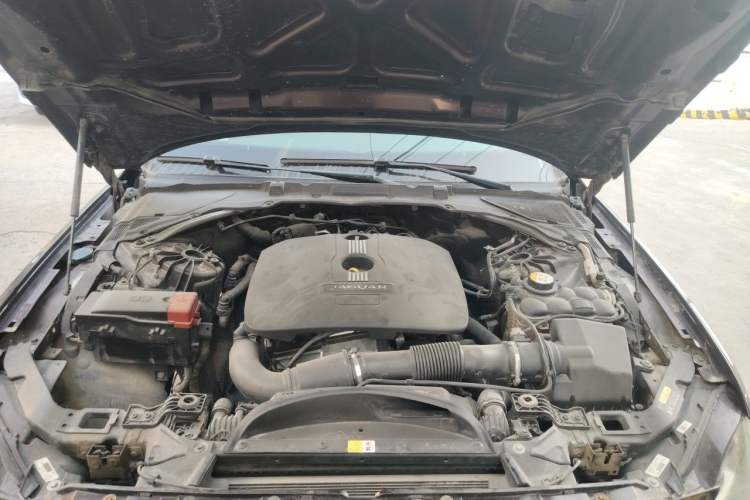 Used Jaguar XFL 2017 XFL 2.0T 200PS Luxury Edition Engine Bay