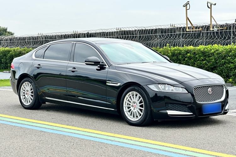 Used Jaguar XFL 2017 XFL 2.0T 200PS Elite Edition Exterior 2
