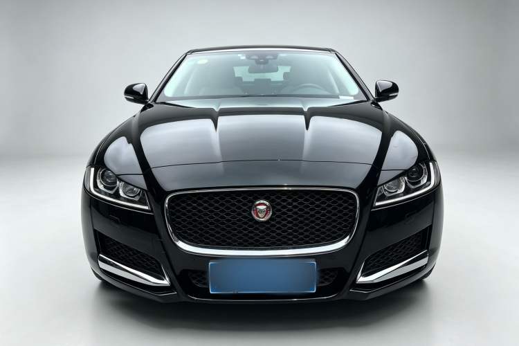 Used Jaguar XFL 2017 XFL 2.0T 200PS Elite Edition Exterior 2