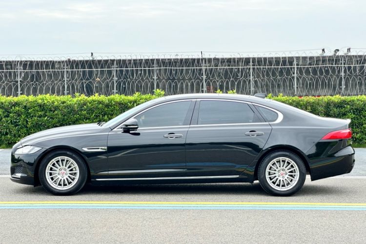 Used Jaguar XFL 2017 XFL 2.0T 200PS Elite Edition Exterior 3