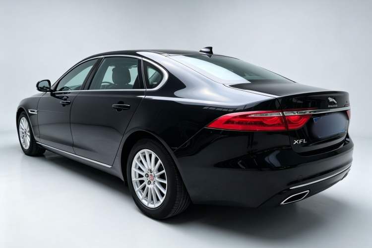 Used Jaguar XFL 2017 XFL 2.0T 200PS Elite Edition Exterior 3