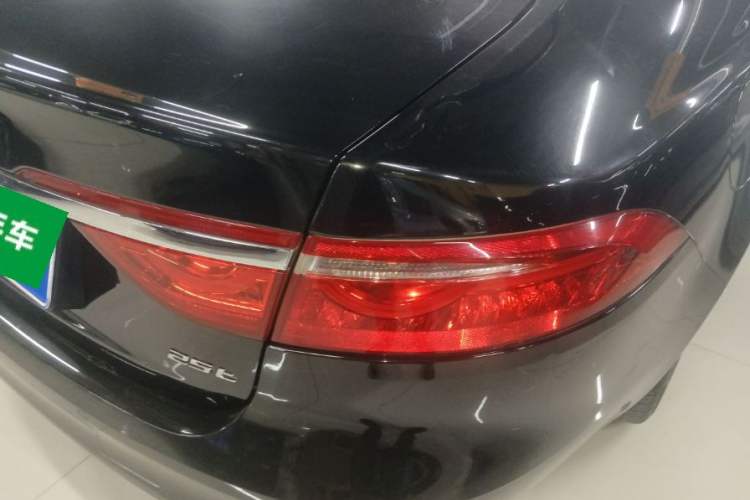 Used Jaguar XFL 2017 XFL 2.0T 240PS Luxury Edition Exterior 3