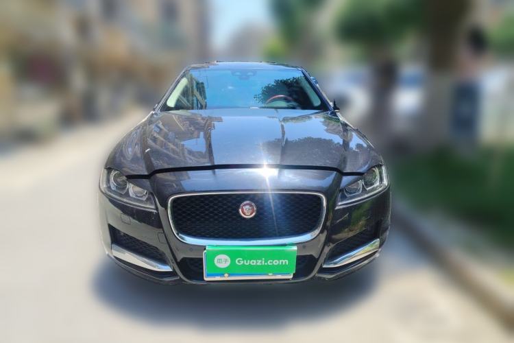 Used Jaguar XFL 2017 XFL 2.0T 200PS Windflower Edition Front