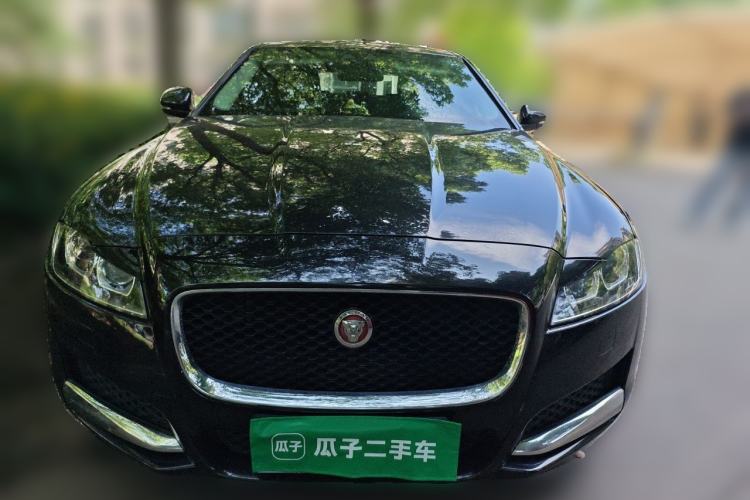 Used Jaguar XFL 2017 XFL 2.0T 200PS Luxury Edition Front