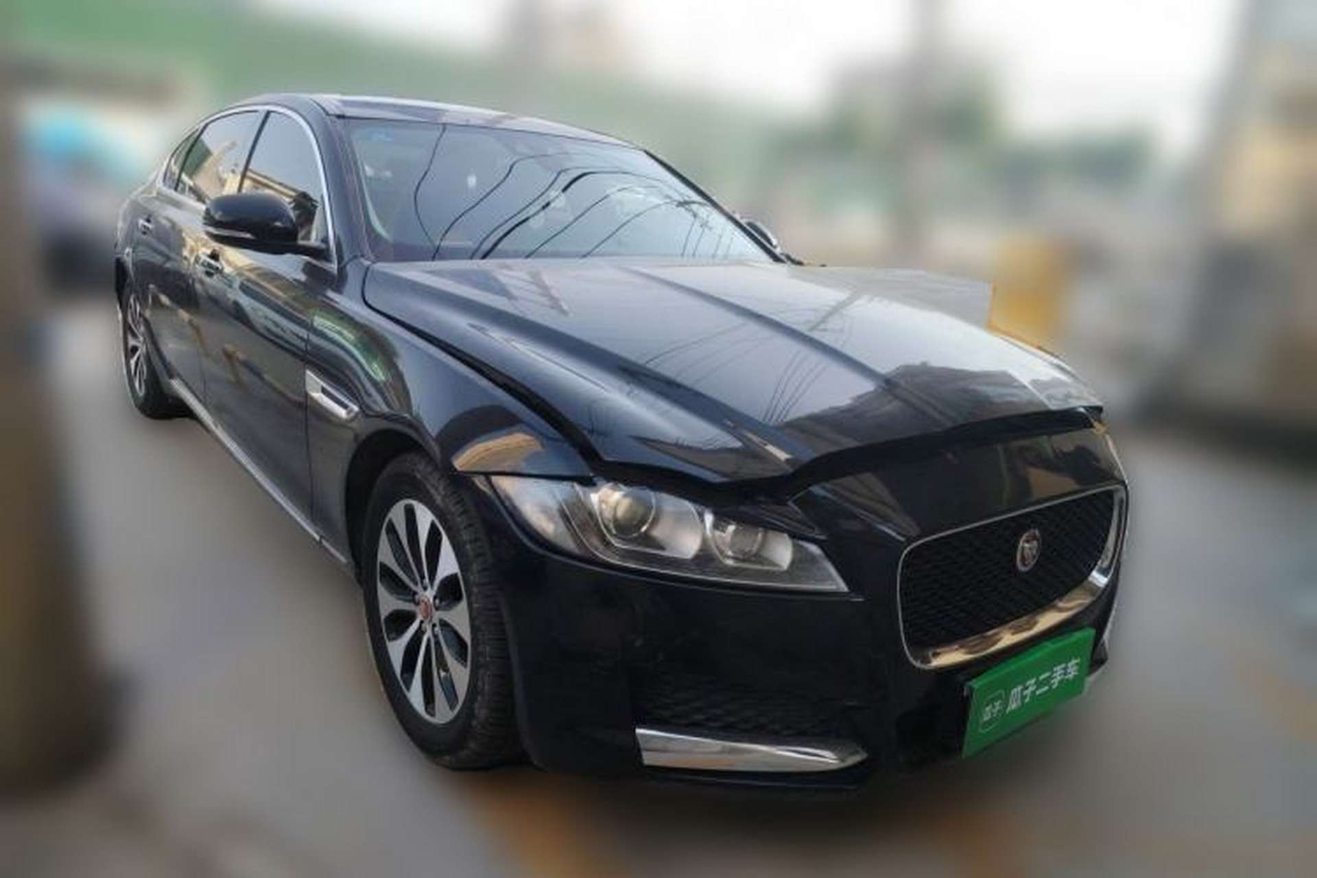 Used Jaguar XFL 2017 XFL 2.0T 200PS Luxury Edition Front Right 45 Deg