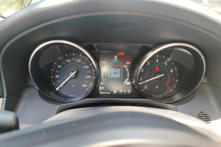 Used Jaguar XFL 2017 XFL 2.0T 200PS Windflower Edition Instrument Cluster