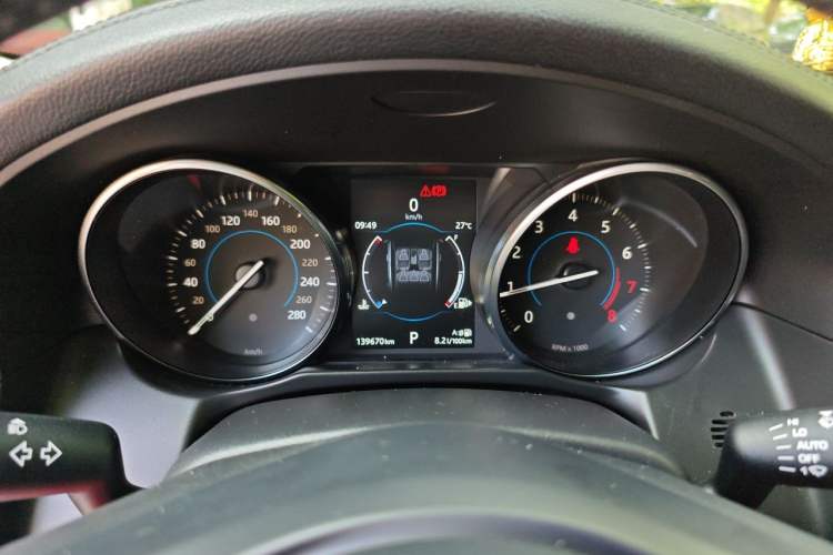 Used Jaguar XFL 2017 XFL 2.0T 200PS Luxury Edition Instrument Cluster