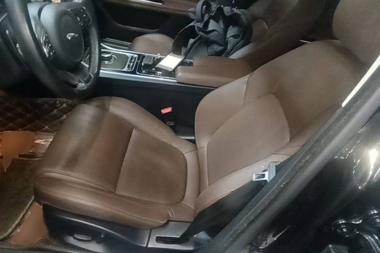 Used Jaguar XFL 2017 XFL 2.0T 240PS Luxury Edition Left Front Seat