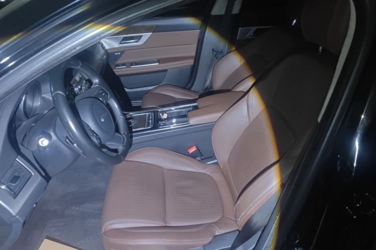 Used Jaguar XFL 2017 XFL 2.0T 240PS Luxury Edition Left Front Seat
