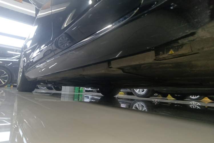 Used Jaguar XFL 2017 XFL 2.0T 240PS Luxury Edition Left Side Sill