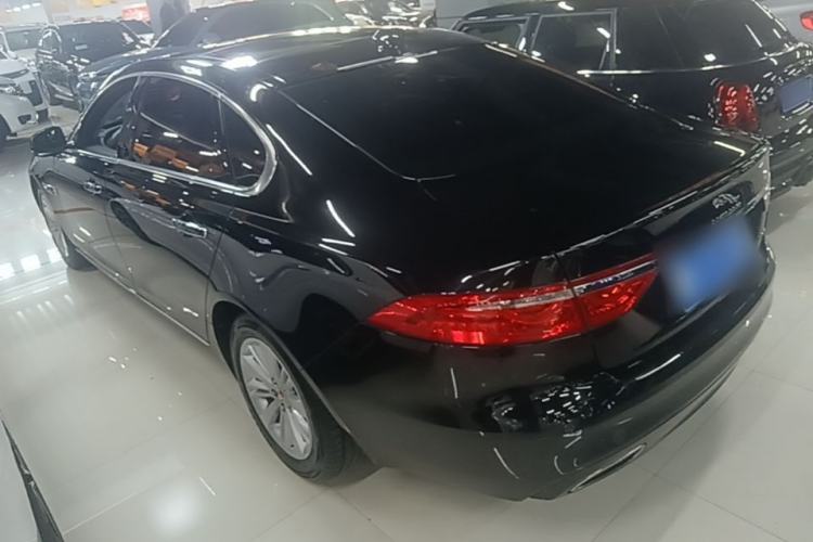 Used Jaguar XFL 2017 XFL 2.0T 240PS Luxury Edition Rear Left 45 Deg