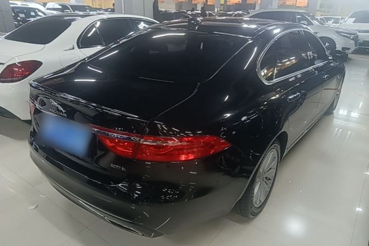 Used Jaguar XFL 2017 XFL 2.0T 240PS Luxury Edition Rear Right 45 Deg