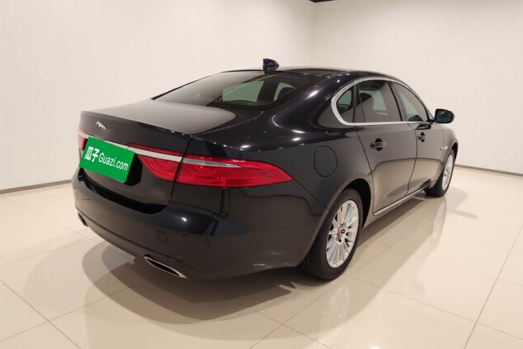 Used Jaguar XFL 2017 XFL 2.0T 200PS Luxury Edition Rear Right 45 Deg