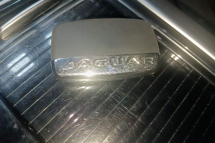 Used Jaguar XFL 2017 XFL 2.0T 240PS Luxury Edition Vehicle Key