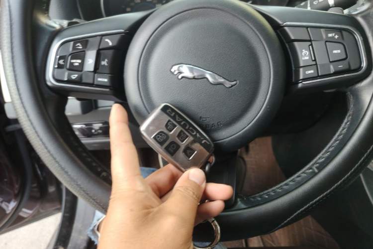 Used Jaguar XFL 2017 XFL 2.0T 200PS Luxury Edition Vehicle Key