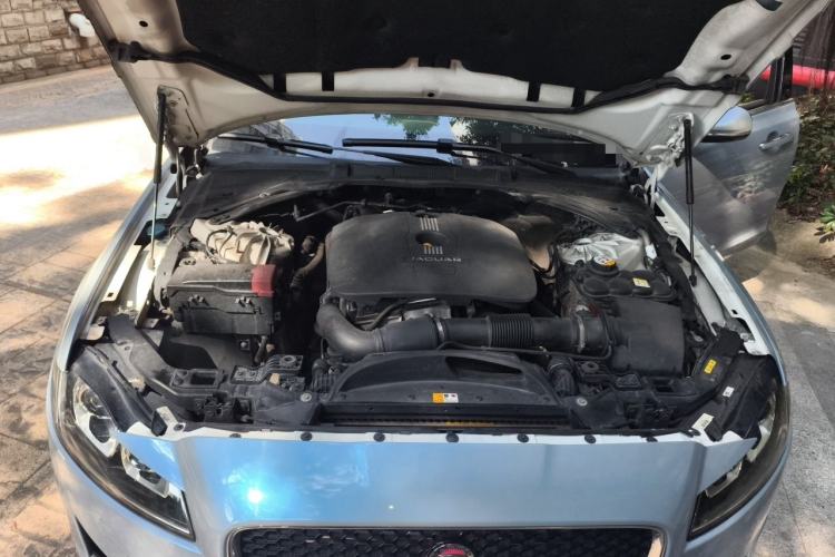 Used Jaguar XFL 2017 XFL 2.0T 200PS Luxury Edition Engine Bay