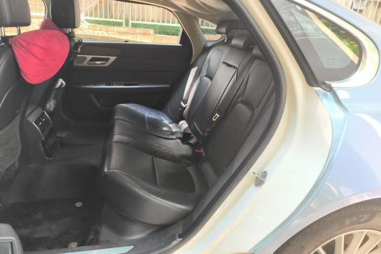 Used Jaguar XFL 2017 XFL 2.0T 200PS Luxury Edition Left Rear Seat