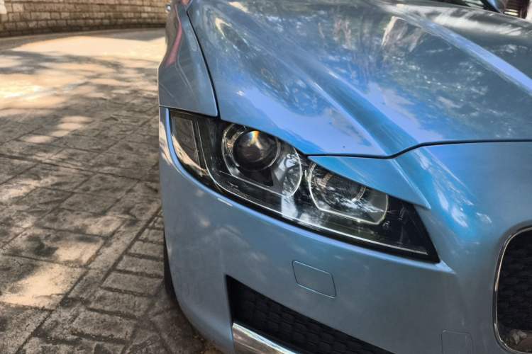Used Jaguar XFL 2017 XFL 2.0T 200PS Luxury Edition Right Front Headlight