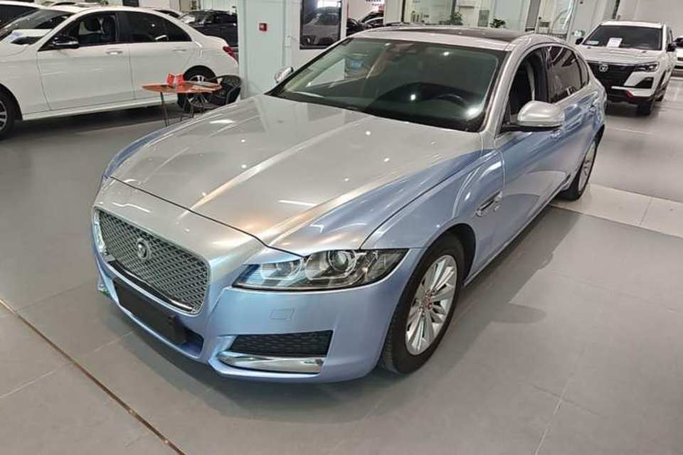 Jaguar XFL 2017