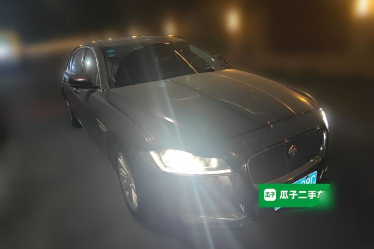Used Jaguar XFL 2017 XFL 2.0T 240PS Premium Edition Exterior 2