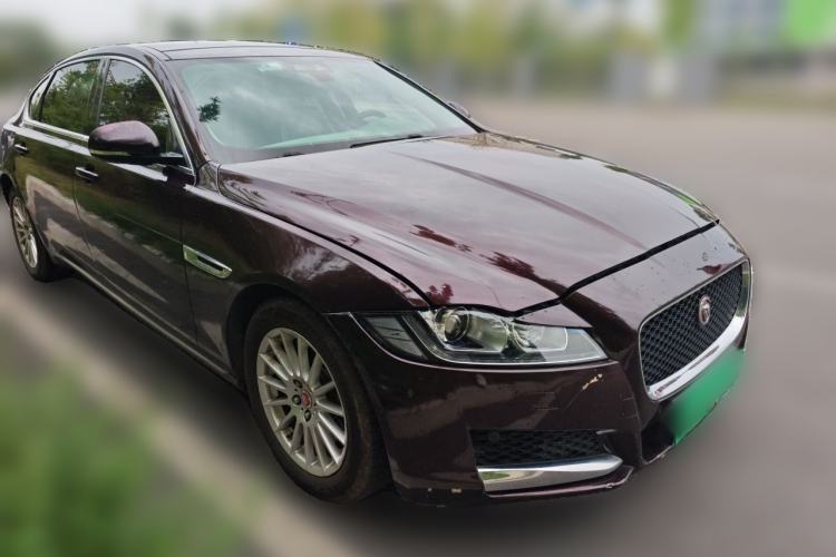 Used Jaguar XFL 2017 XFL 2.0T 200PS Windflower Edition Front Right 45 Deg