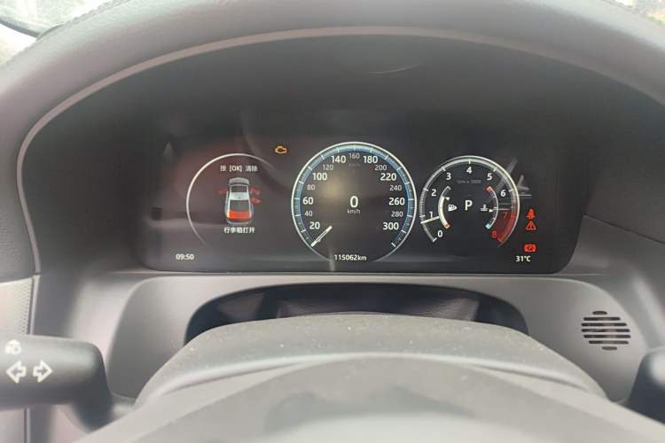 Used Jaguar XFL 2017 XFL 2.0T 240PS Premium Edition Instrument Cluster