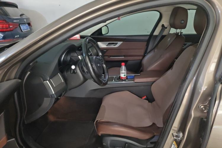 Used Jaguar XFL 2017 XFL 2.0T 200PS Luxury Edition Left Front Seat