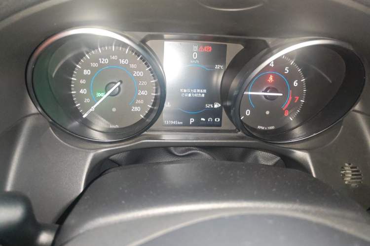 Used Jaguar XFL 2017 XFL 2.0T 200PS Luxury Edition Odometer Close Up