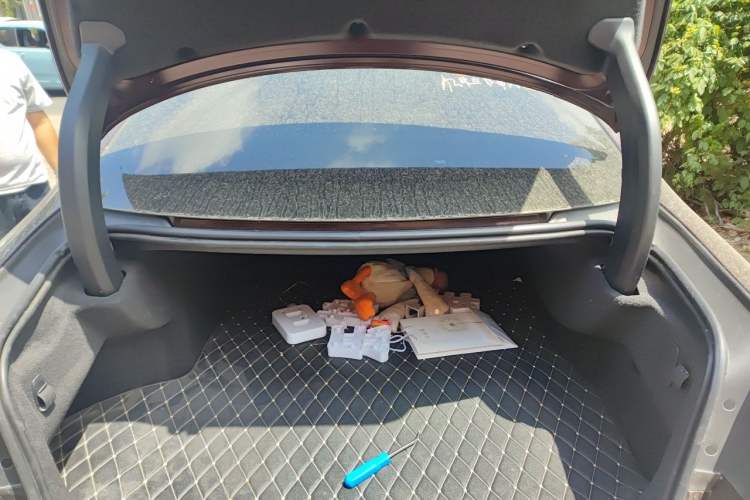 Used Jaguar XFL 2017 XFL 2.0T 240PS Premium Edition Trunk