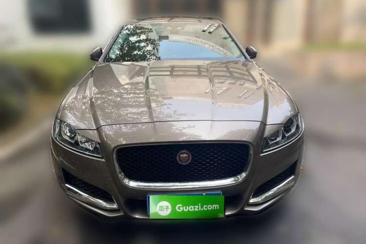 Used Jaguar XFL 2017 XFL 2.0T 240PS Luxury Edition Front