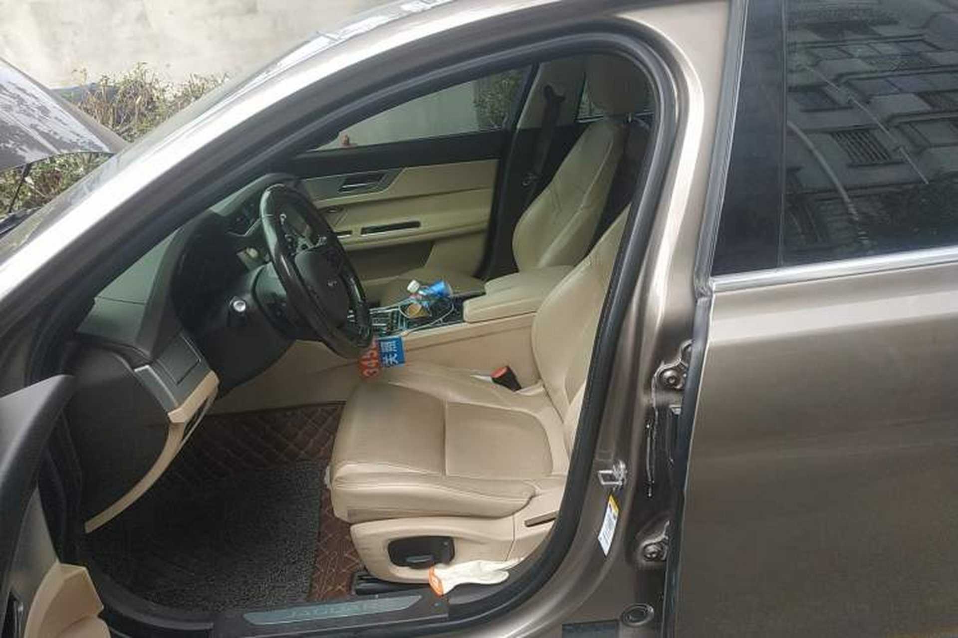 Used Jaguar XFL 2017 XFL 2.0T 240PS Luxury Edition Left Front Seat