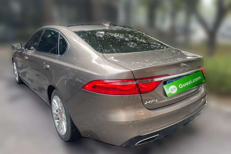 Used Jaguar XFL 2017 XFL 2.0T 240PS Luxury Edition Rear Left 45 Deg