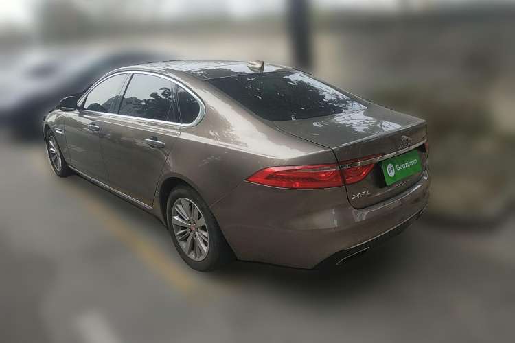 Used Jaguar XFL 2017 XFL 2.0T 240PS Luxury Edition Rear Left 45 Deg