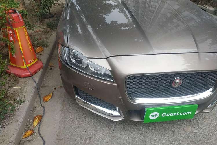 Used Jaguar XFL 2017 XFL 2.0T 240PS Luxury Edition Right Front Headlight