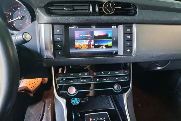 Used Jaguar XFL 2017 XFL 2.0T 200PS Windflower Edition Audio And AC Panel