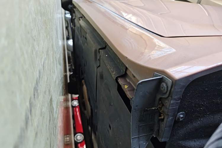 Used Jaguar XFL 2017 XFL 2.0T 200PS Windflower Edition Chassis Rear Left